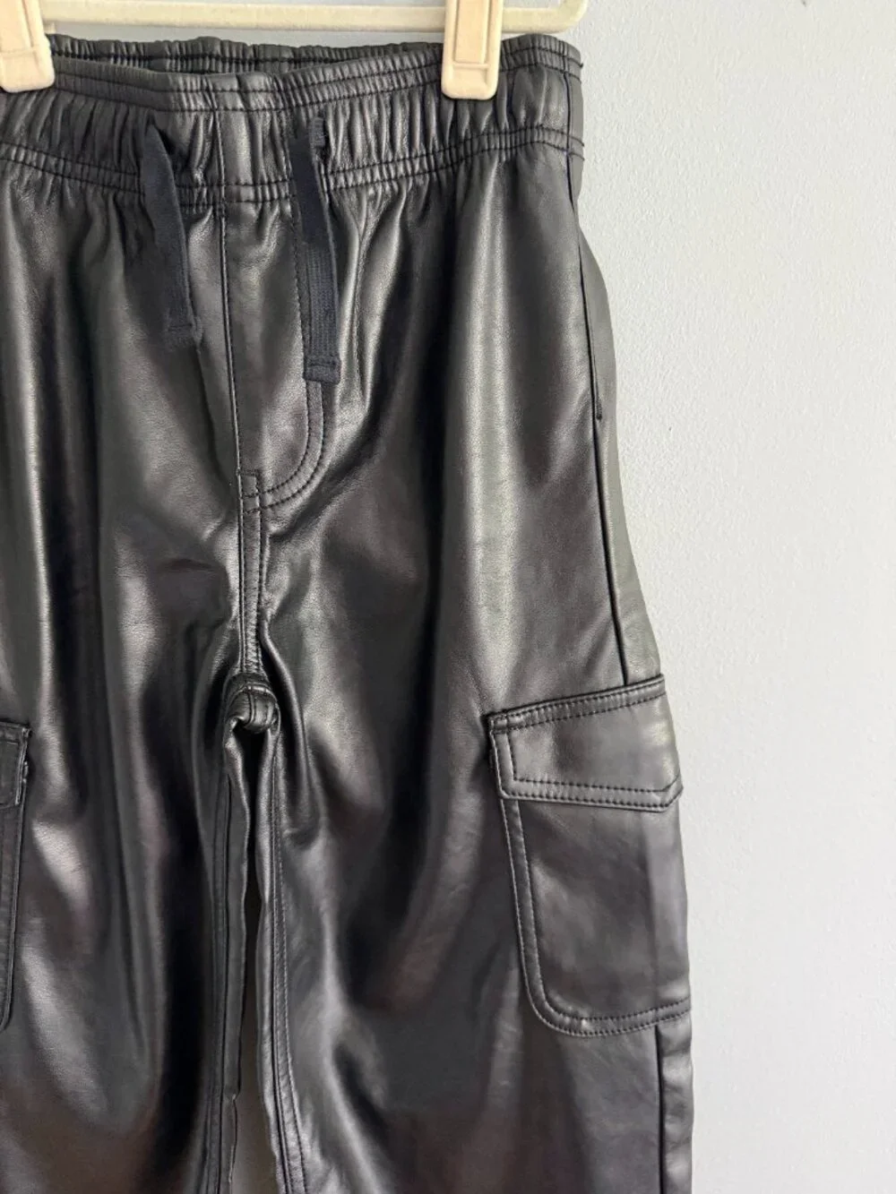 NWT Gap Faux Leather Wide Leg Cargo Pull-On Pants Black Kids M 8